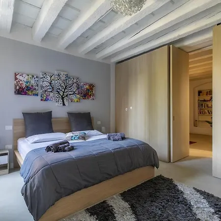 I-homes Luxury Palazzo Arnaldi-duomo Lägenhet *